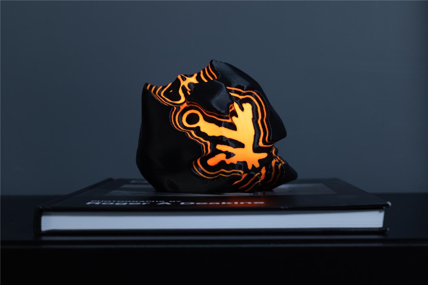 O12-S FIRE SCULPTED MINI LAMP - View 2