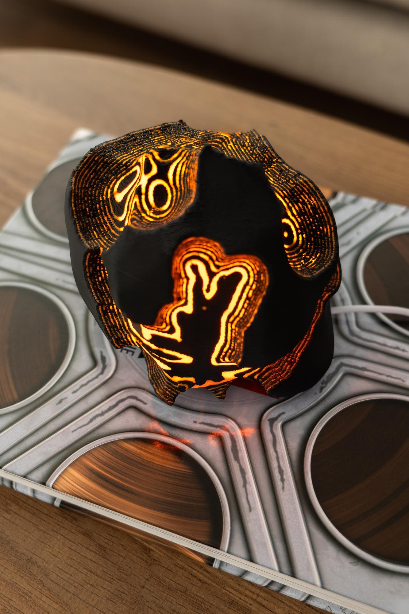 O12-S FIRE SCULPTED MINI LAMP - View 9