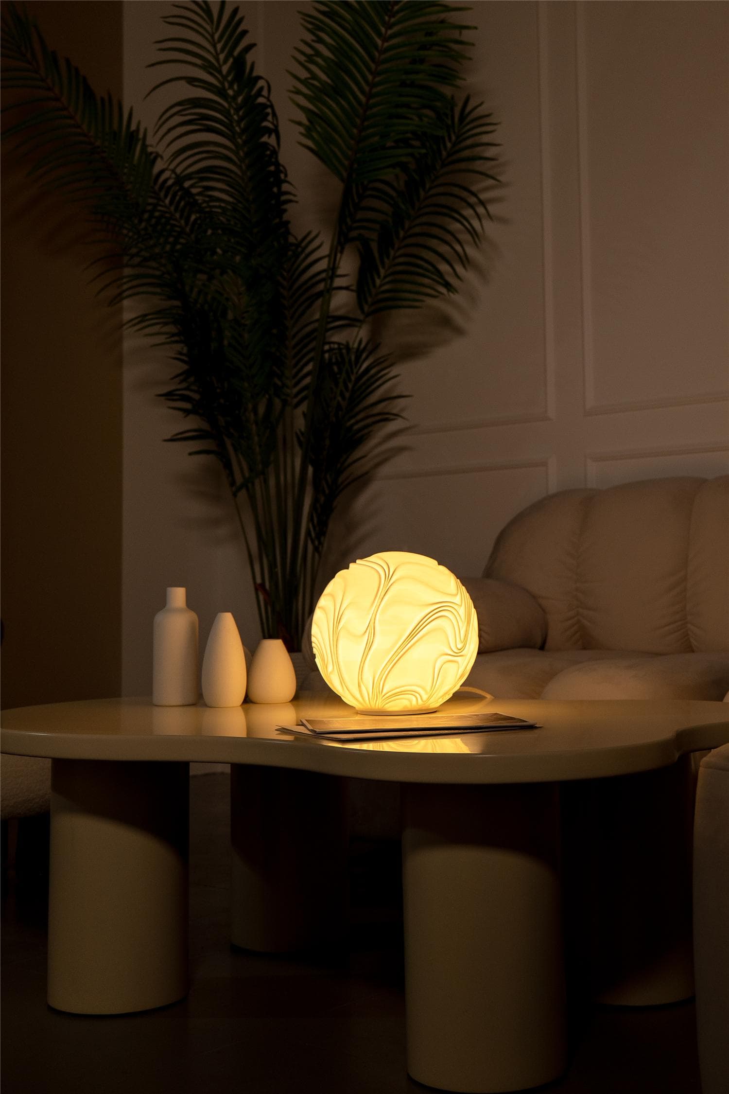 O4 FLOW SCULPTED LAMP - View 5