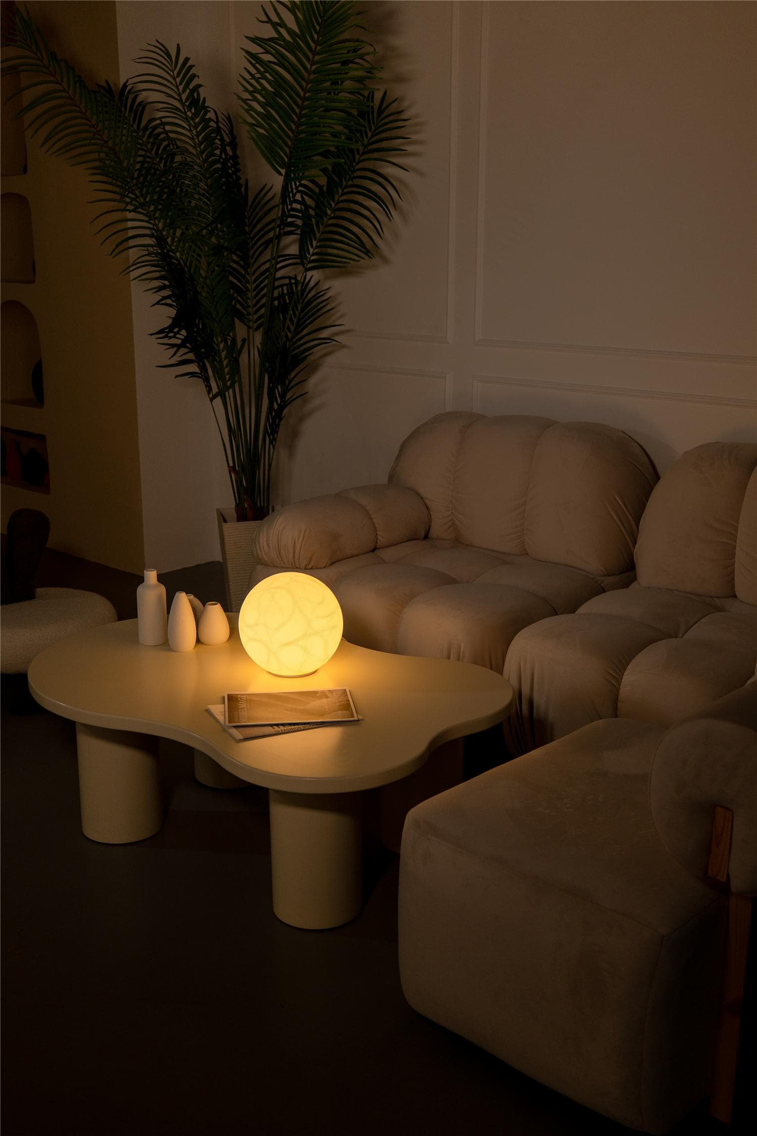 O8 RIVER SCULPTED LAMP - View 5