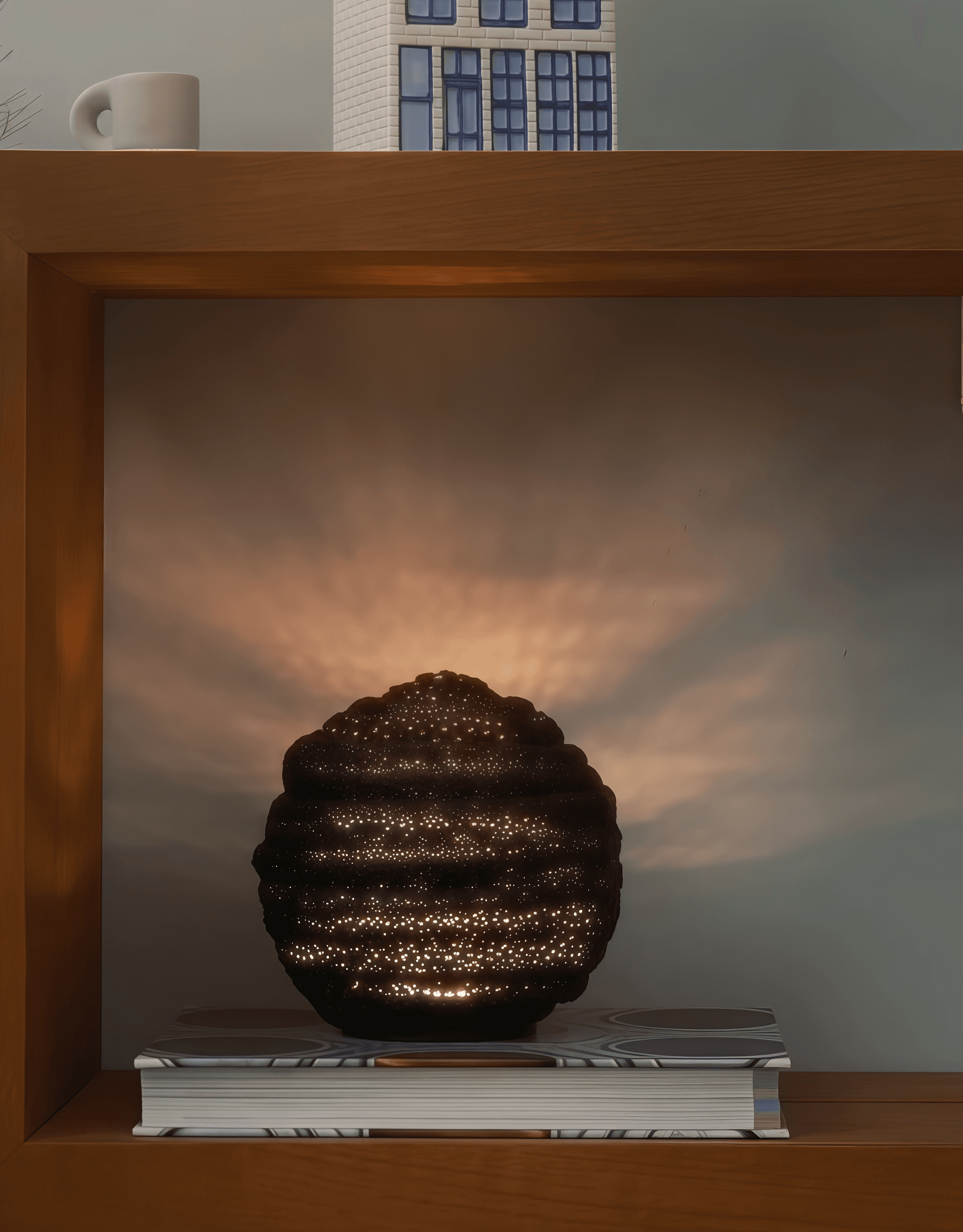 O17-S BEEHIVE SCULPTED MINI LAMP - View 3
